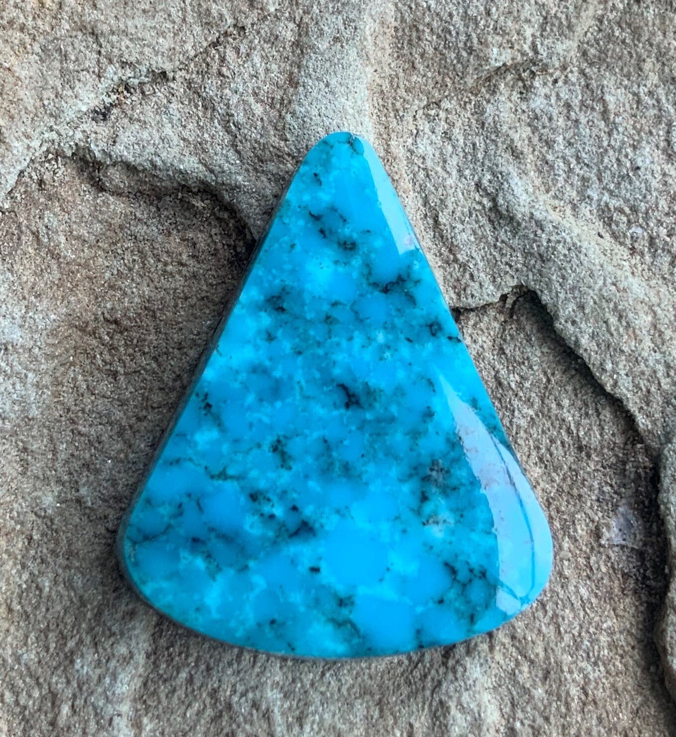 Beautiful Blue Kingman Turquoise Triangle Cabochon