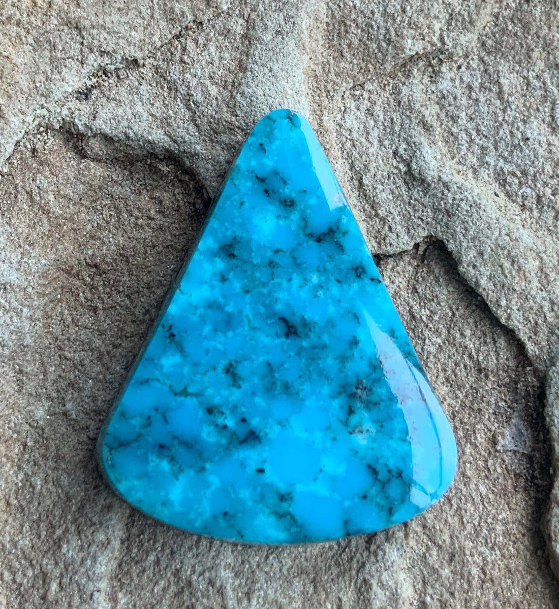 Beautiful Blue Kingman Turquoise Triangle Cabochon