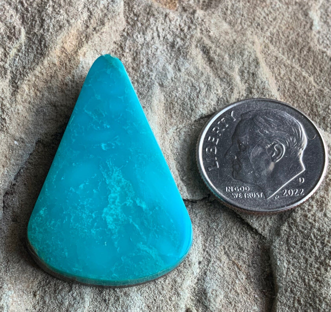 Royston Turquoise Triangle Beautifully Colored Cabochon #R140