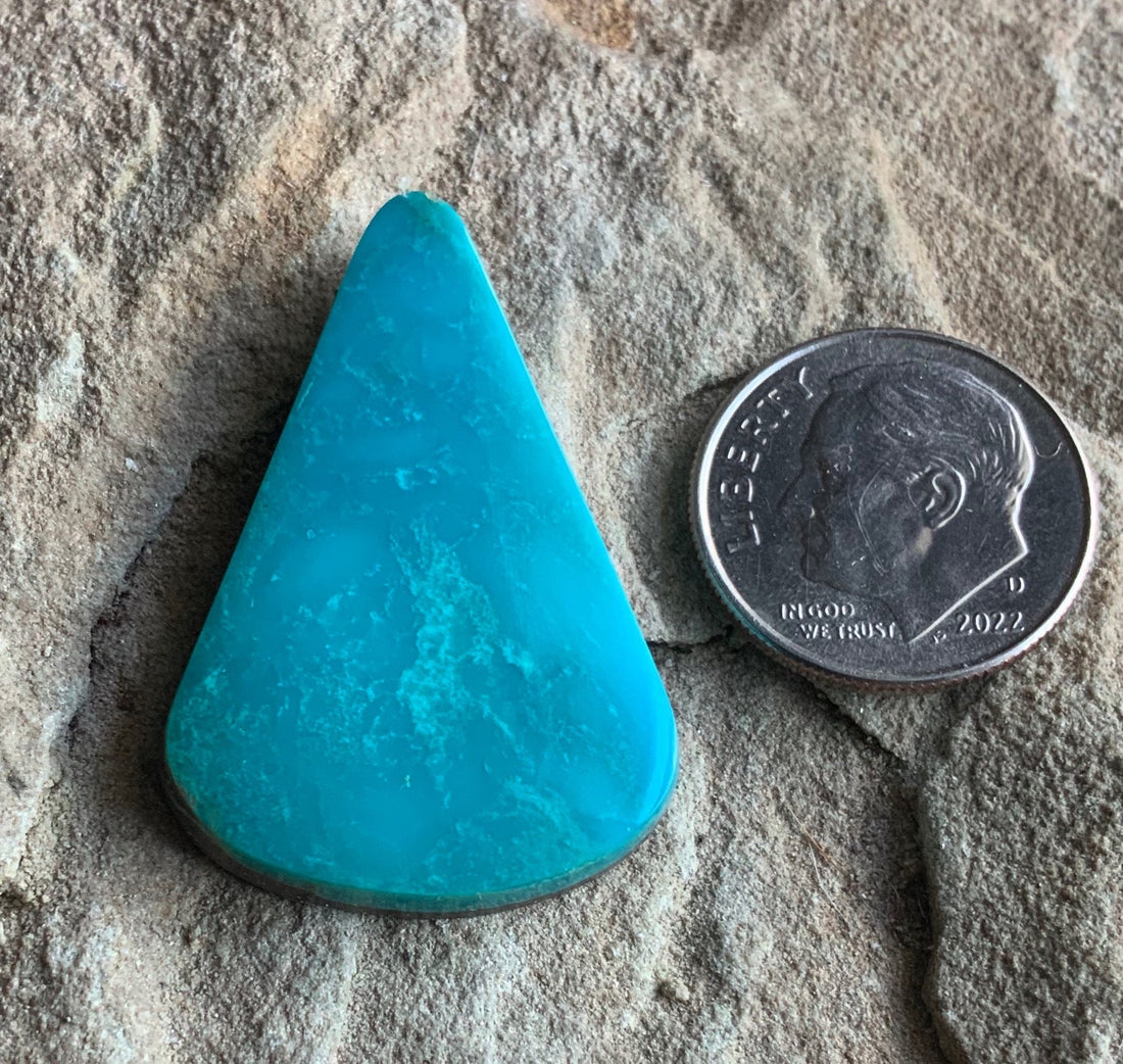 Royston Turquoise Triangle Beautifully Colored Cabochon #R140
