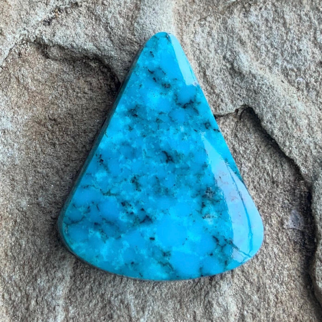 Beautiful Blue Kingman Turquoise Triangle Cabochon