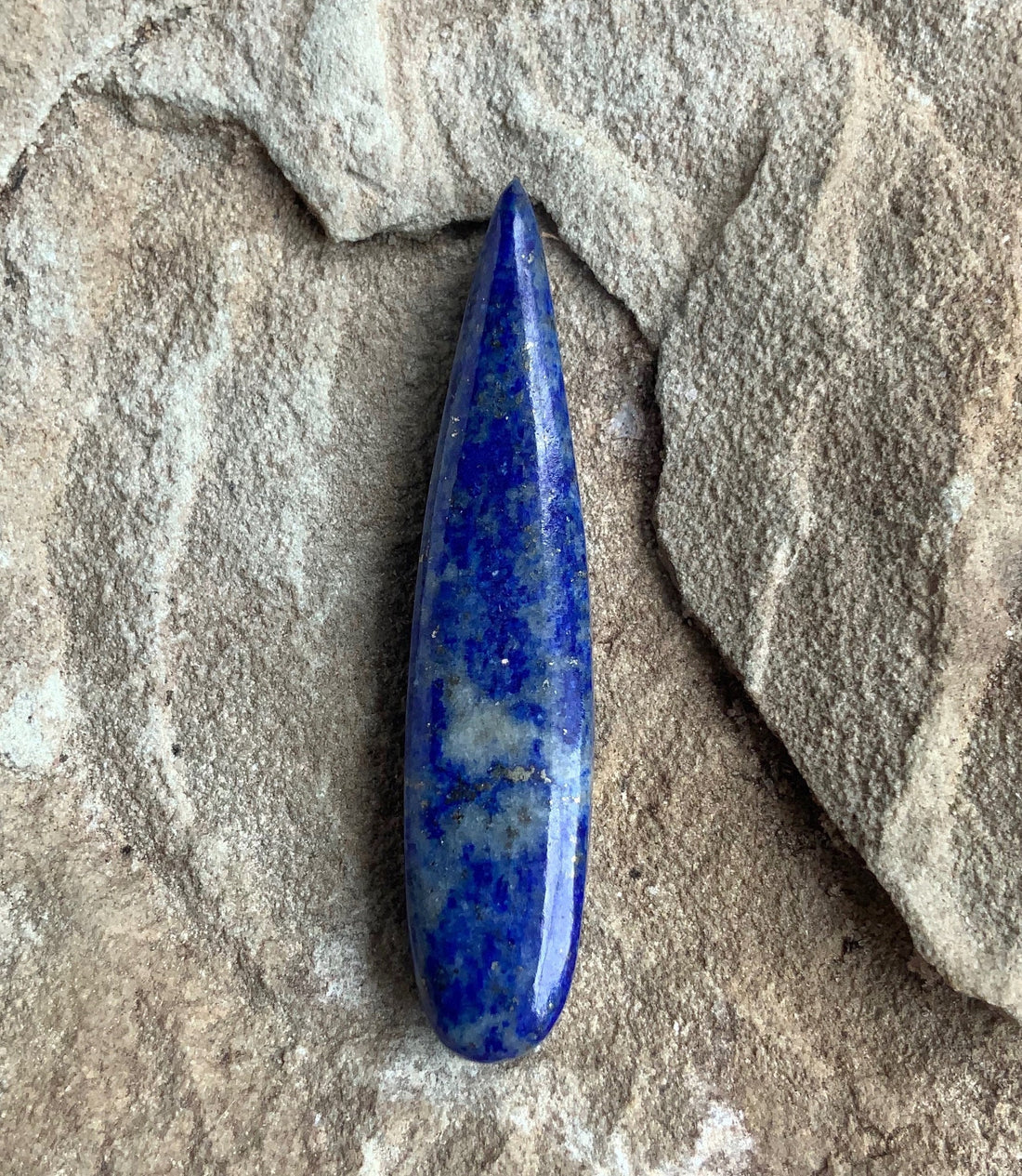 Beautiful Lapis Lazuli Talon Cabochon