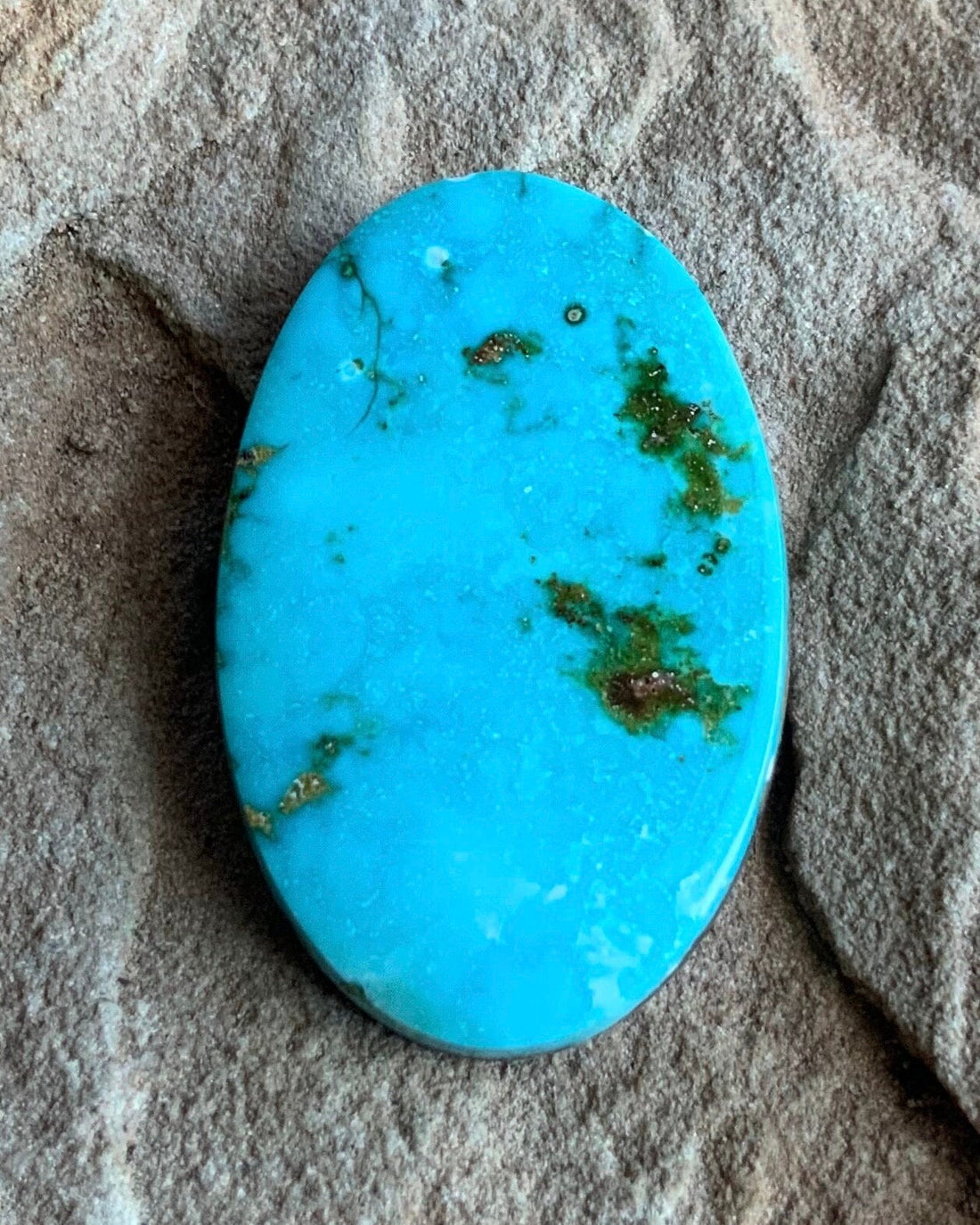 Gorgeous Color Oval Royston Turquoise Cabochon #R55